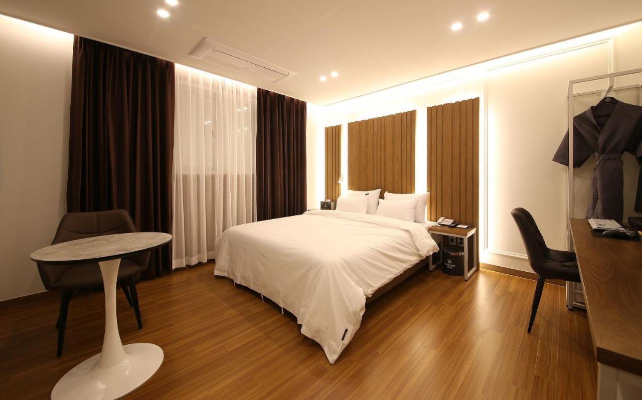 Brown Dot Hotel Sinan 光州 エクステリア 写真