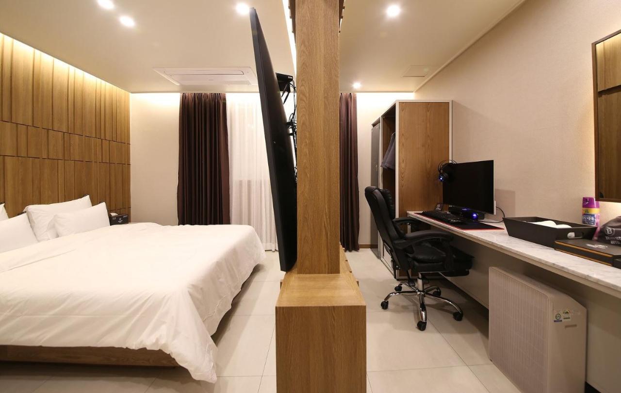 Brown Dot Hotel Sinan 光州 エクステリア 写真
