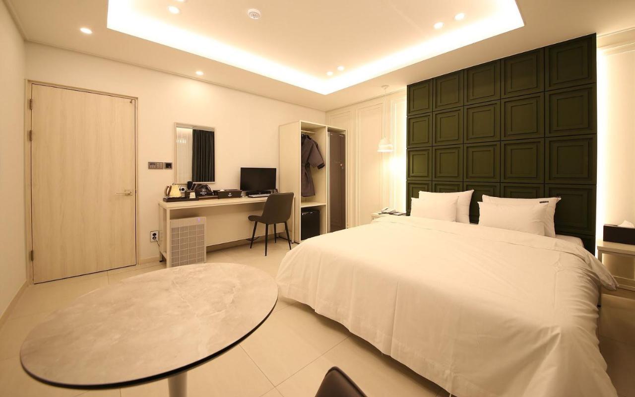 Brown Dot Hotel Sinan 光州 エクステリア 写真