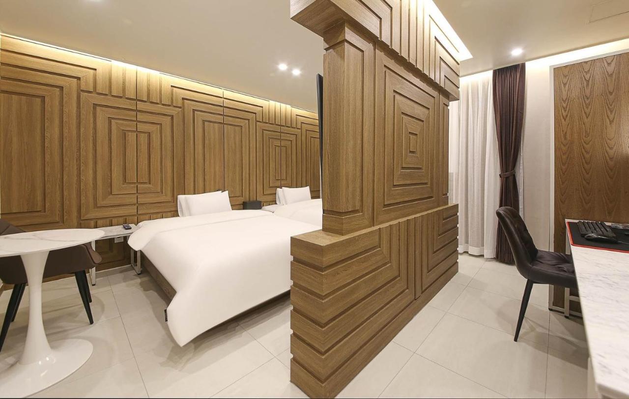 Brown Dot Hotel Sinan 光州 エクステリア 写真