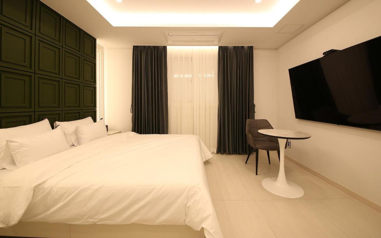 Brown Dot Hotel Sinan 光州 エクステリア 写真