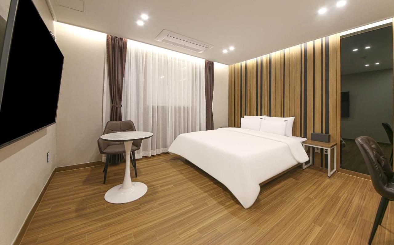Brown Dot Hotel Sinan 光州 エクステリア 写真