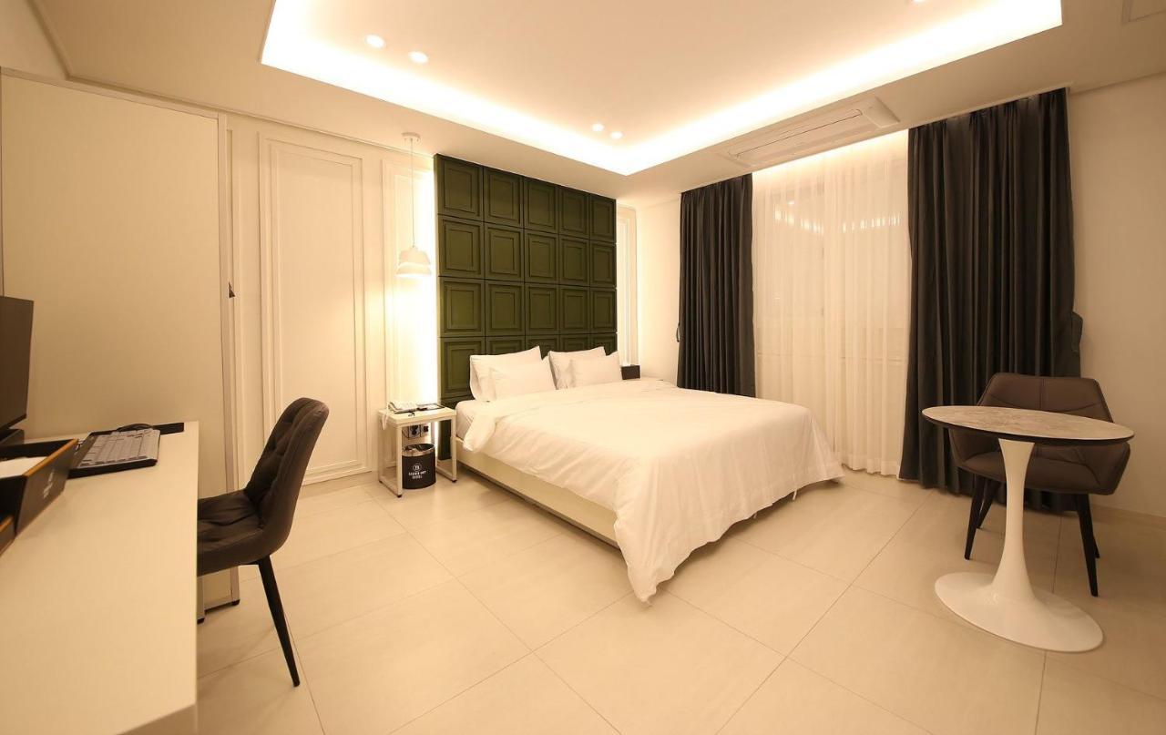 Brown Dot Hotel Sinan 光州 エクステリア 写真