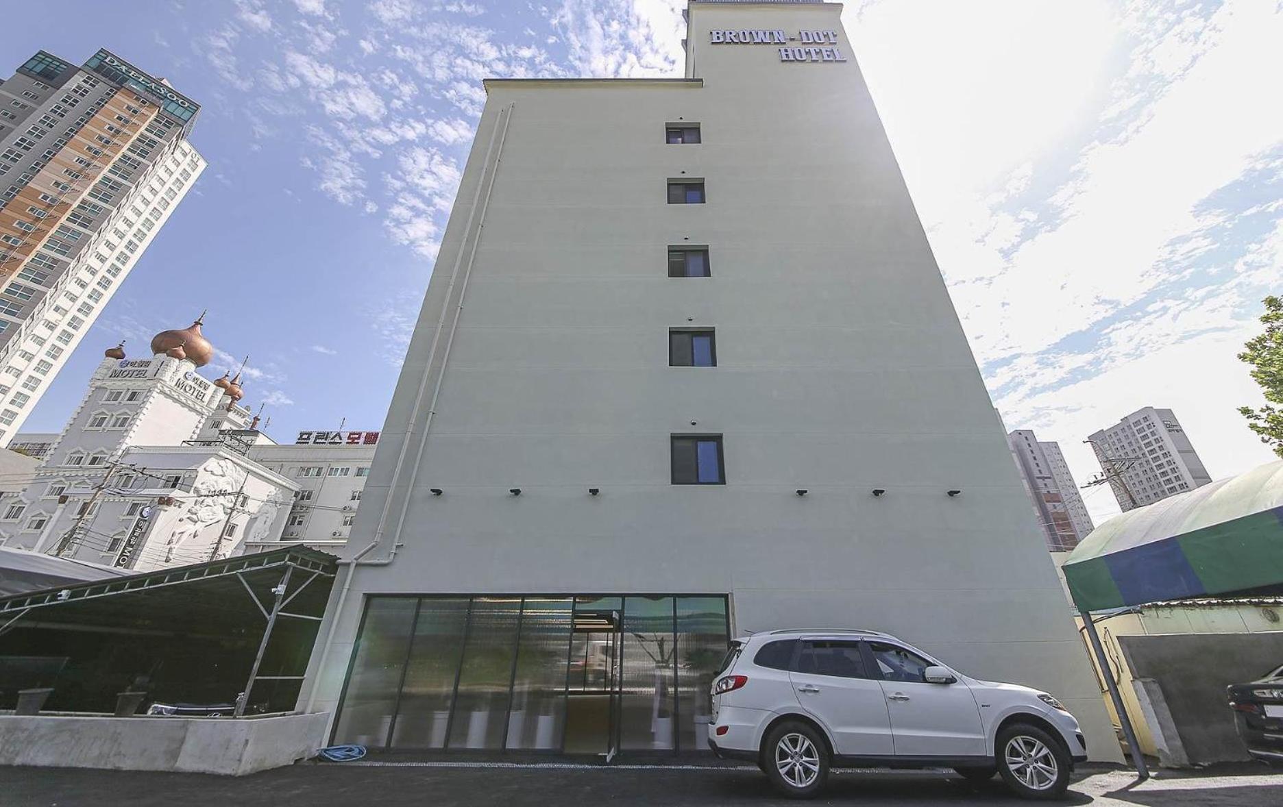 Brown Dot Hotel Sinan 光州 エクステリア 写真