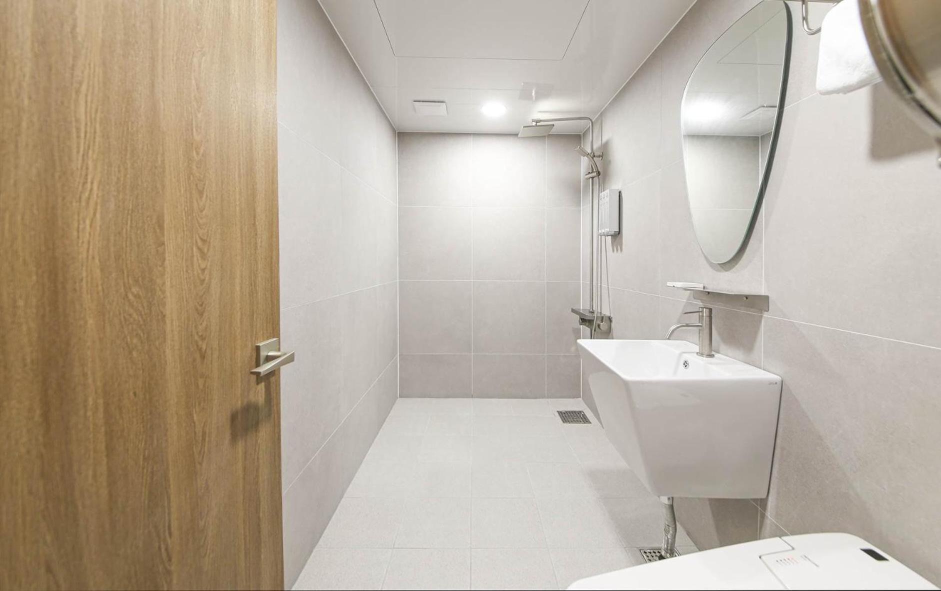 Brown Dot Hotel Sinan 光州 エクステリア 写真