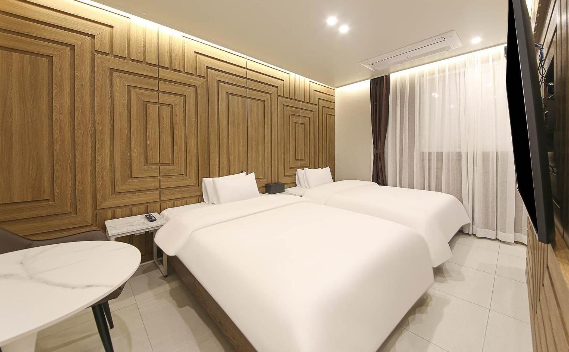 Brown Dot Hotel Sinan 光州 エクステリア 写真