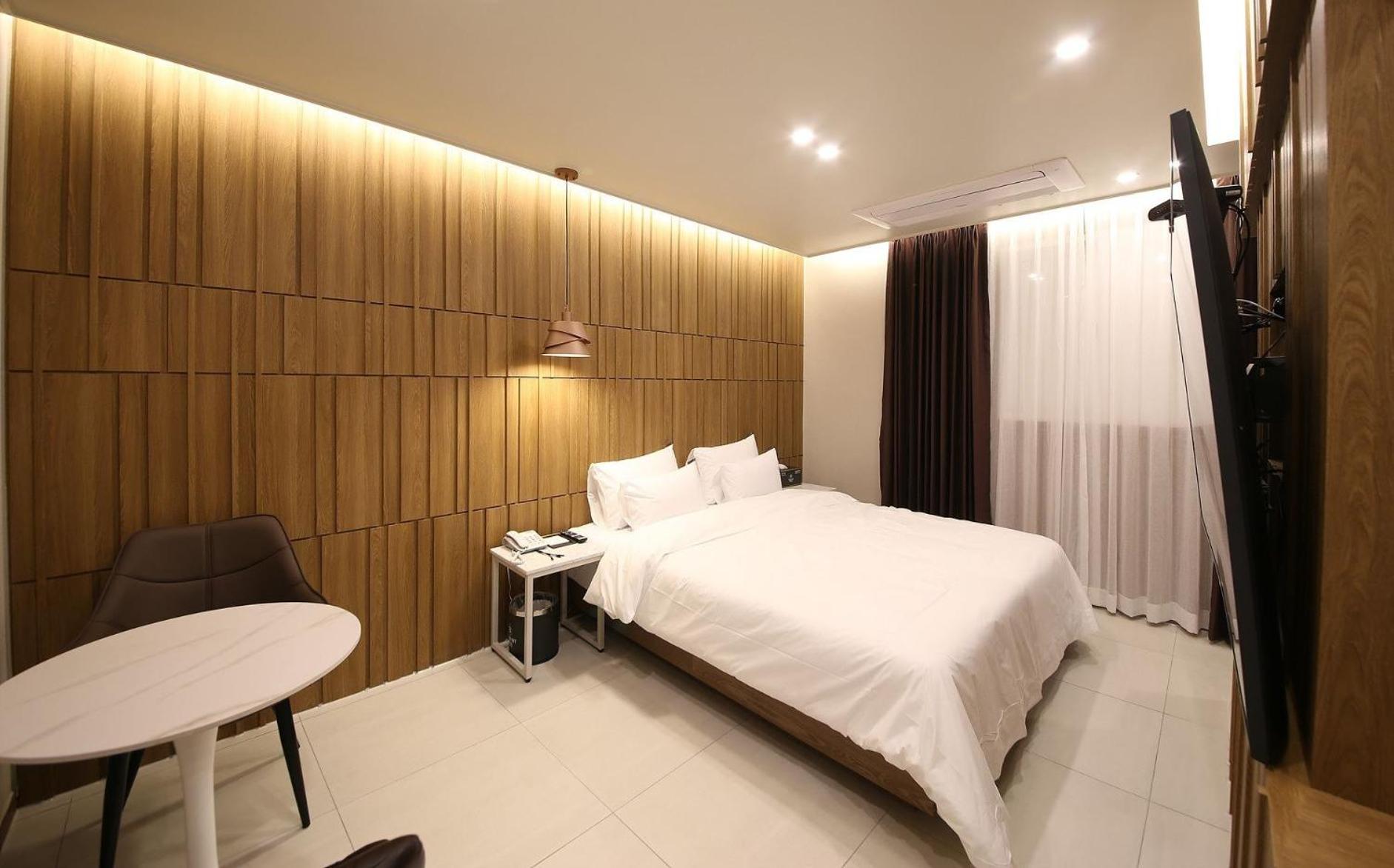 Brown Dot Hotel Sinan 光州 エクステリア 写真