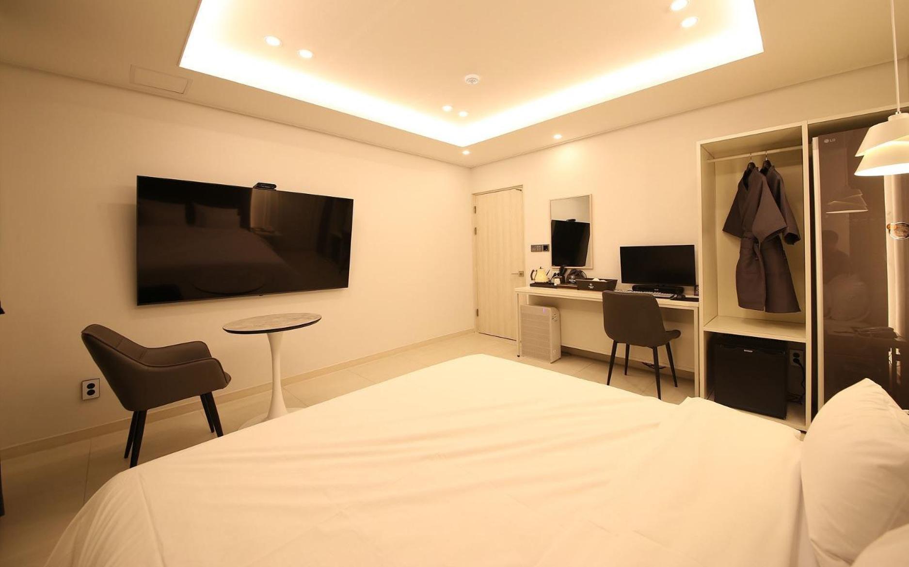 Brown Dot Hotel Sinan 光州 エクステリア 写真