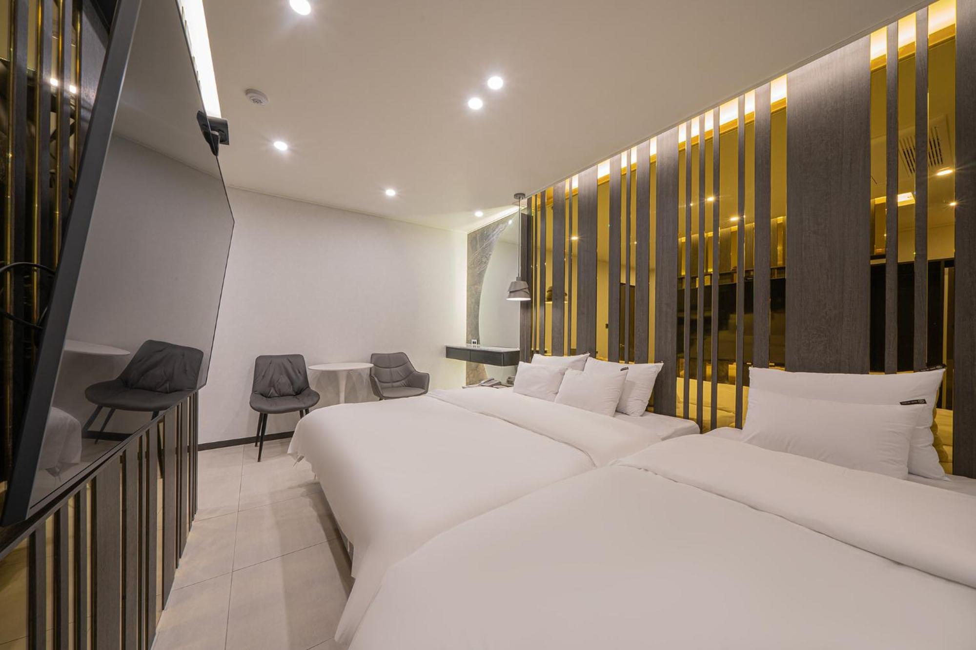 Brown Dot Hotel Sinan 光州 エクステリア 写真